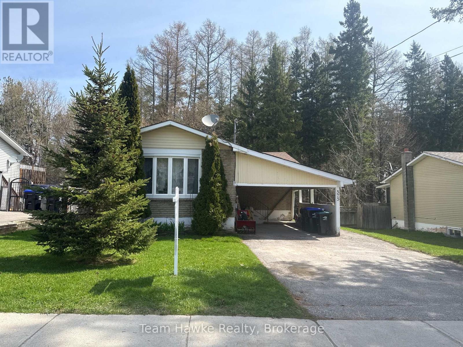 575 SIMCOE AVENUE, Tay, Ontario