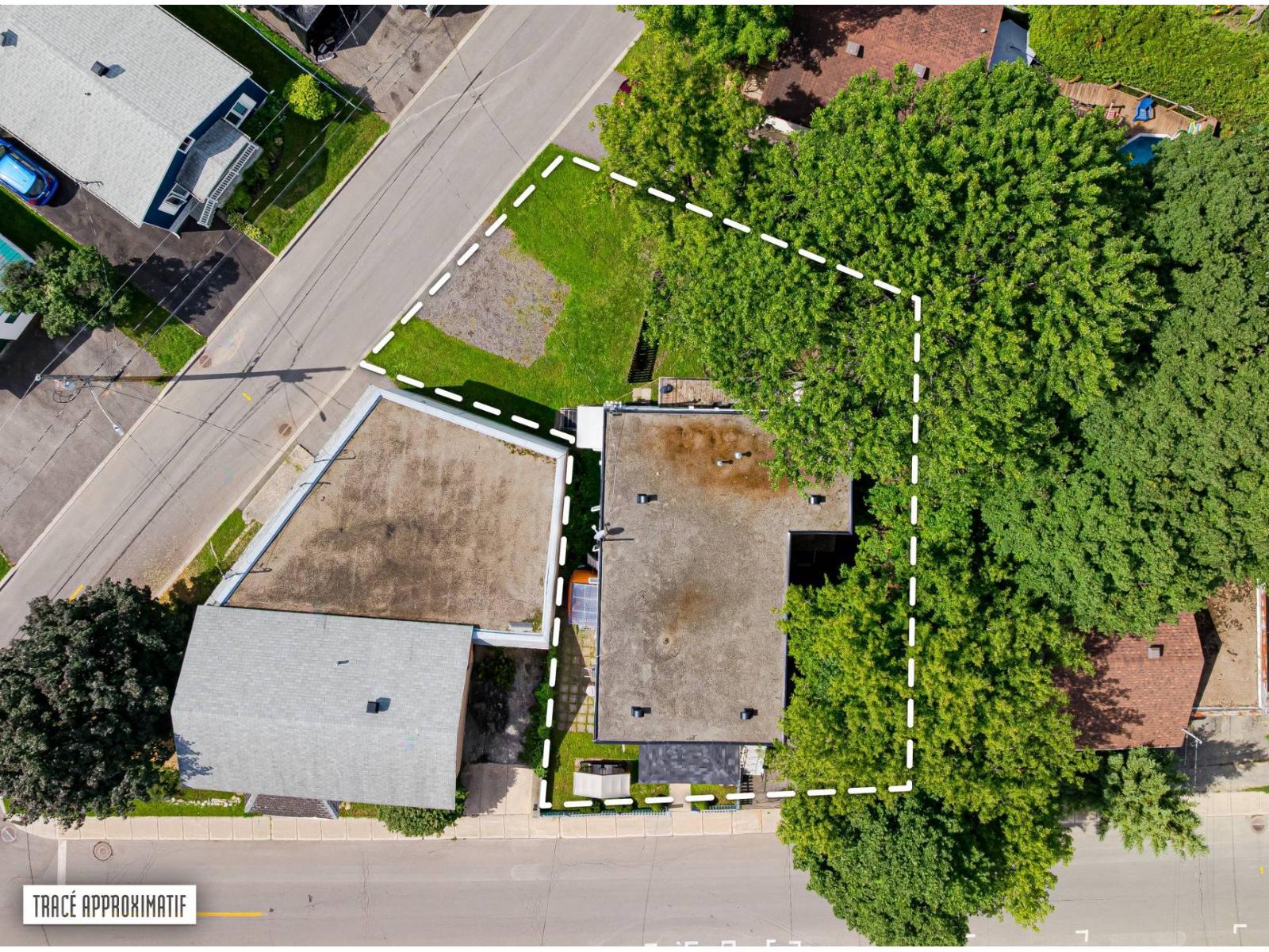 7-7C Rue Brazeau Sainte-Thérèse Quebec Canada J7E3P3 4