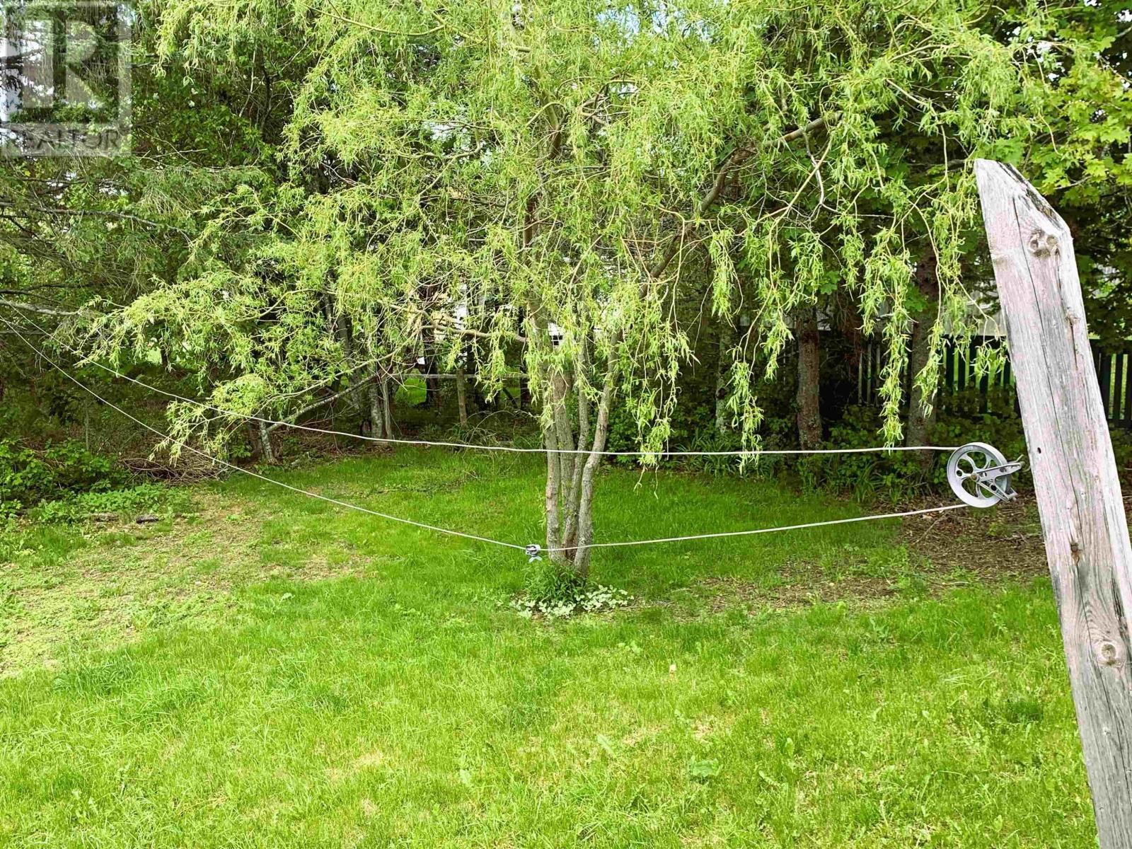 9 Clarke Street, Springhill, Nova Scotia  B0M 1X0 - Photo 33 - 202614014