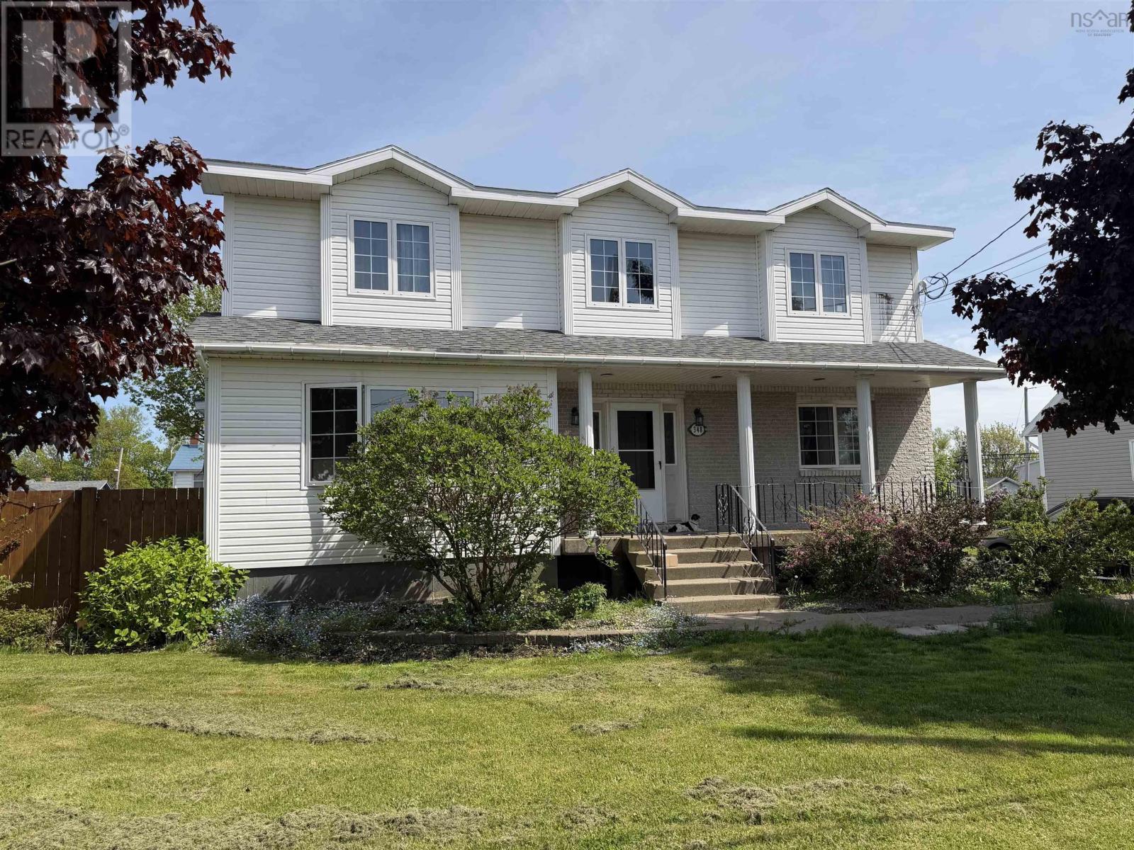 348 Cartier Street, Sydney, Nova Scotia  B1P 4B8 - Photo 1 - 202615295