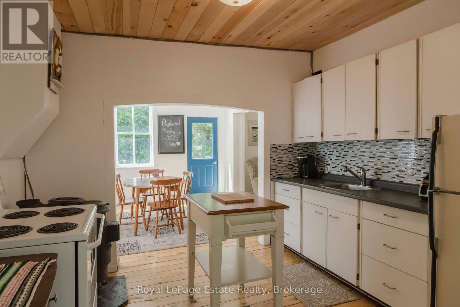1227 2nd Avenue S, Native Leased Lands, Ontario  N0H 2G0 - Photo 33 - X13701138