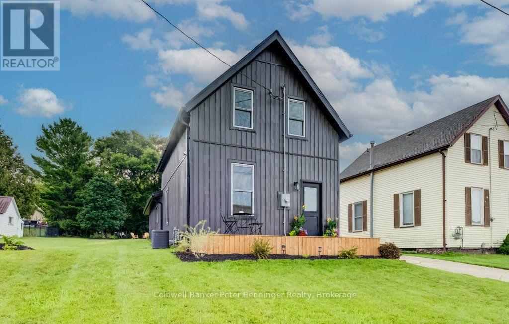 20 Elm Street, Brockton, Ontario  N0G 2V0 - Photo 2 - X13701220
