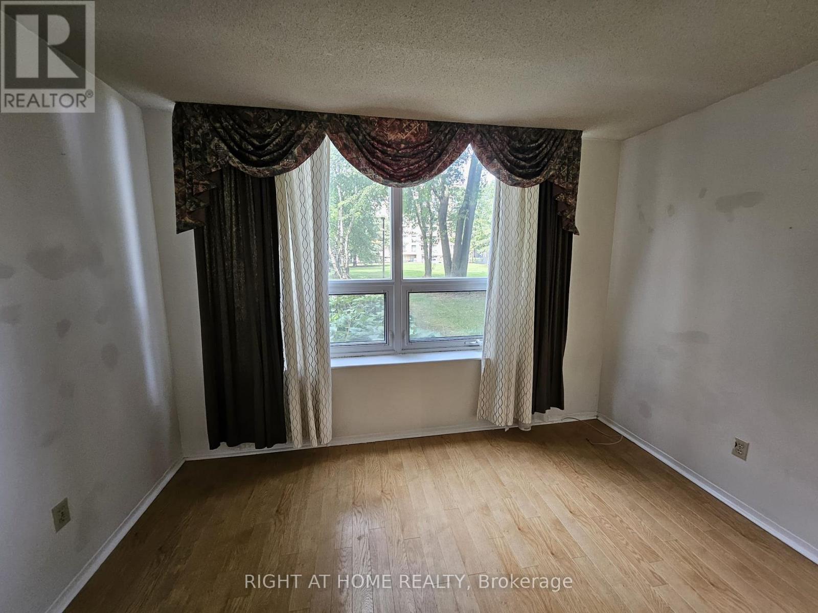111 - 326 Major Mackenzie Drive E, Richmond Hill, Ontario  L4C 8T4 - Photo 18 - N13701136