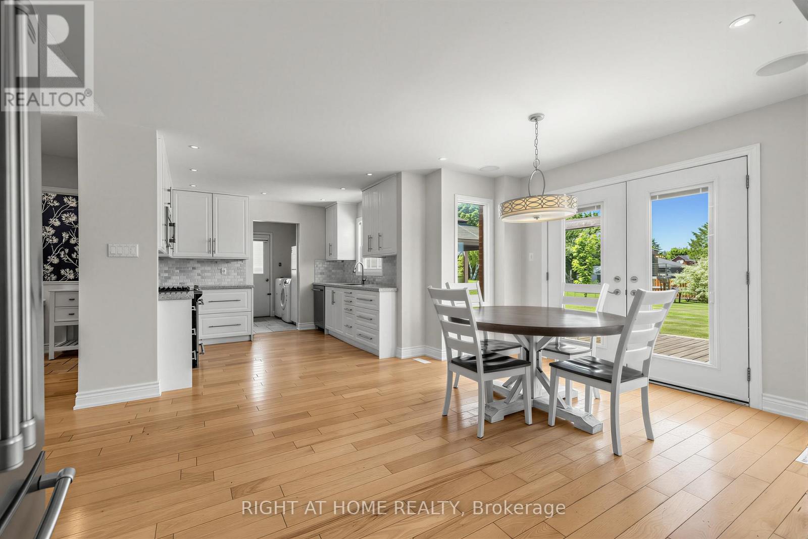 2114 Hughes Drive, Innisfil, Ontario  L0L 1R0 - Photo 18 - N13701296
