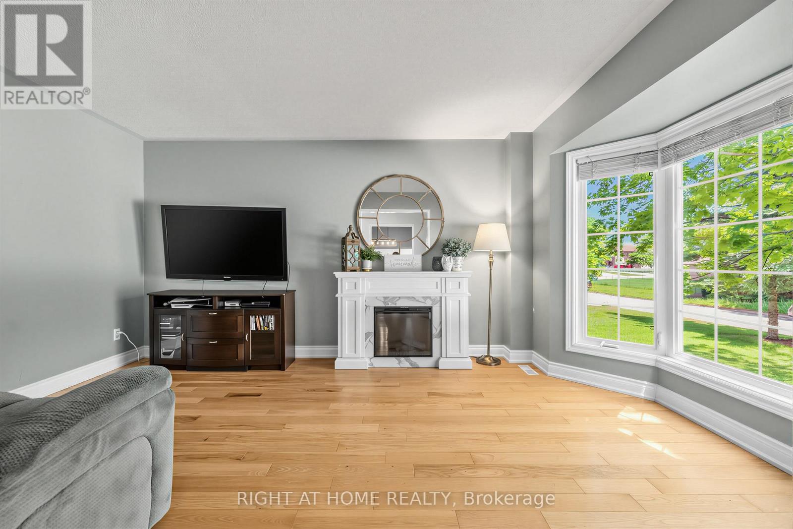 2114 Hughes Drive, Innisfil, Ontario  L0L 1R0 - Photo 20 - N13701296