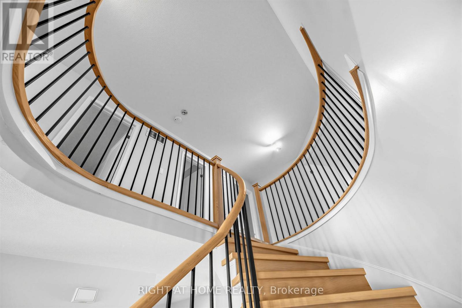 2114 Hughes Drive, Innisfil, Ontario  L0L 1R0 - Photo 24 - N13701296