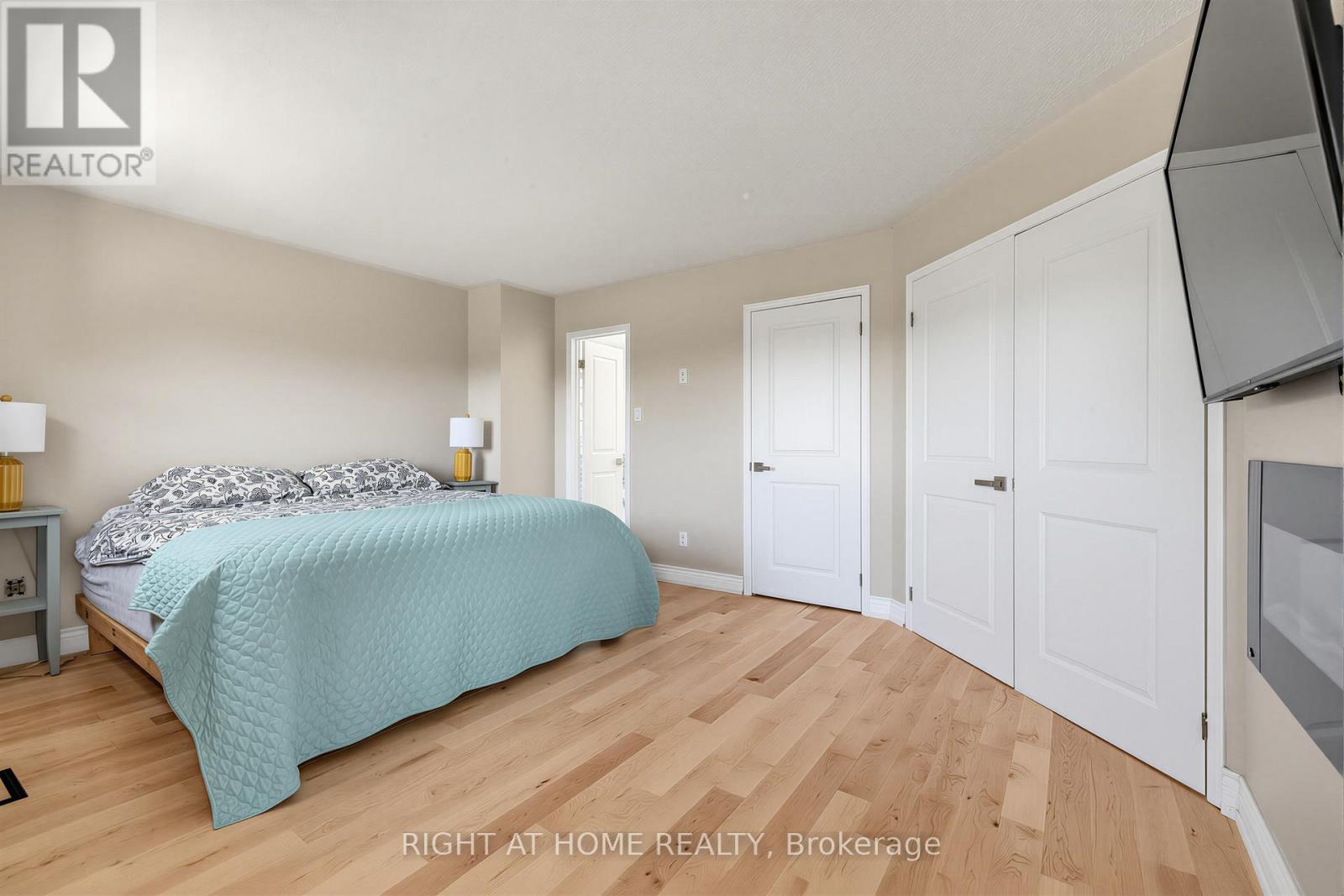 2114 Hughes Drive, Innisfil, Ontario  L0L 1R0 - Photo 27 - N13701296