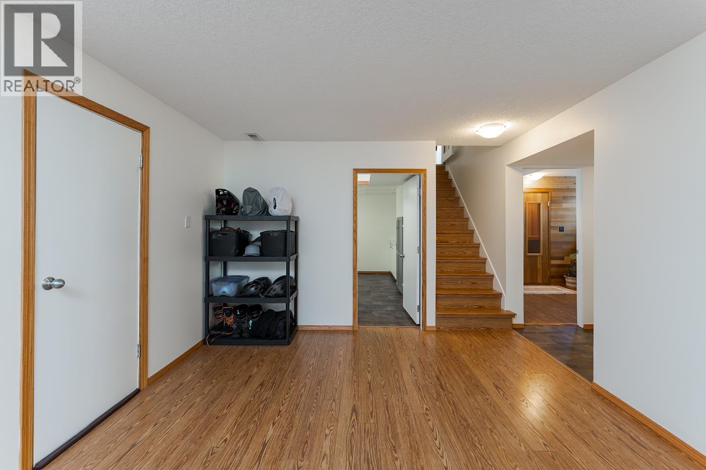 5807 Oxford Drive, Prince George, British Columbia  V2N 2E5 - Photo 24 - R3157816