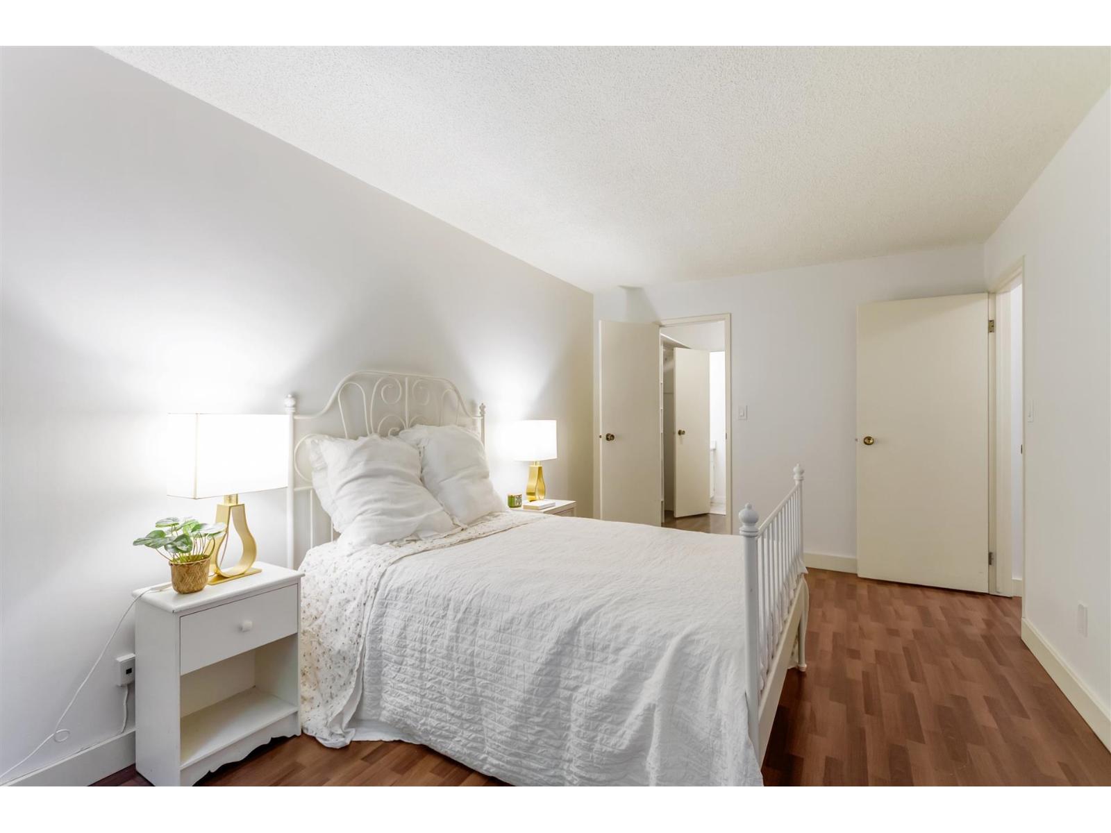 108 1561 Vidal Street, White Rock, British Columbia  V4B 5A7 - Photo 9 - R3157864