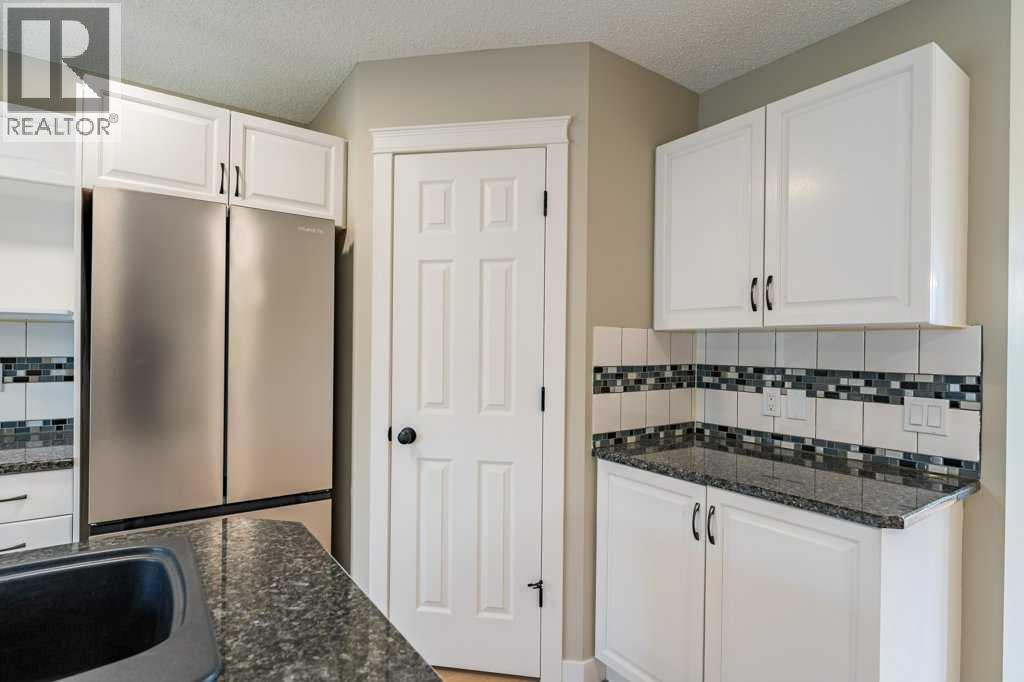 11 Saddlemont Close NE, Calgary, Alberta  T3J 4V3 - Photo 10 - A2301373