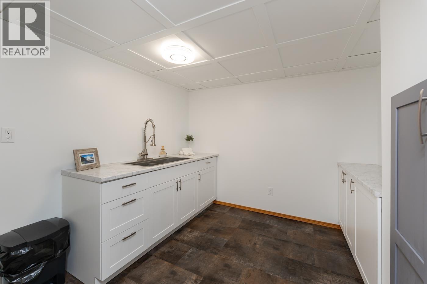 5807 Oxford Drive, Prince George, British Columbia  V2N 2E5 - Photo 27 - R3157816