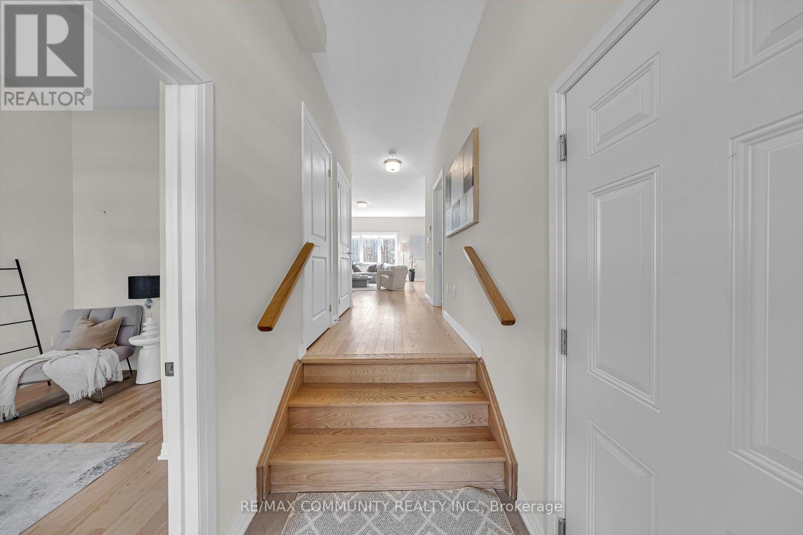 3169 Searidge Street, Severn, Ontario L3V 0Y4 - Photo 5 - S13701268