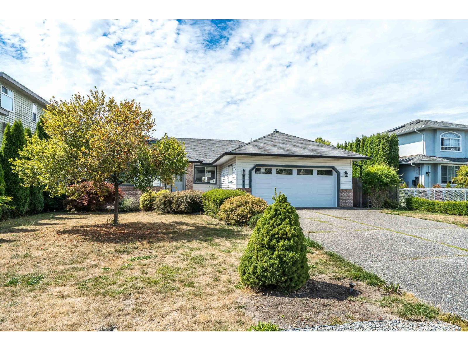 6055 170a Street, Surrey, British Columbia V3S 8H1 - Photo 2 - R3157759