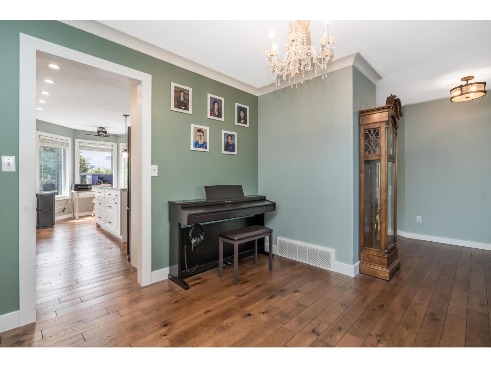6055 170a Street, Surrey, British Columbia V3S 8H1 - Photo 12 - R3157759