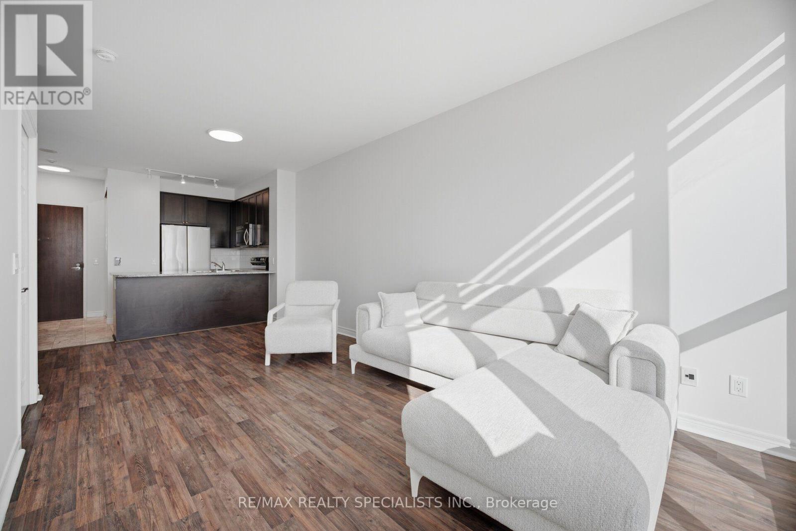 Ph 7 - 339 Rathburn Road W, Mississauga, Ontario  L5B 0K6 - Photo 13 - W13701196