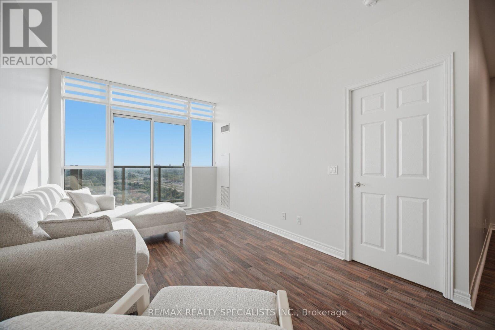 Ph 7 - 339 Rathburn Road W, Mississauga, Ontario  L5B 0K6 - Photo 16 - W13701196