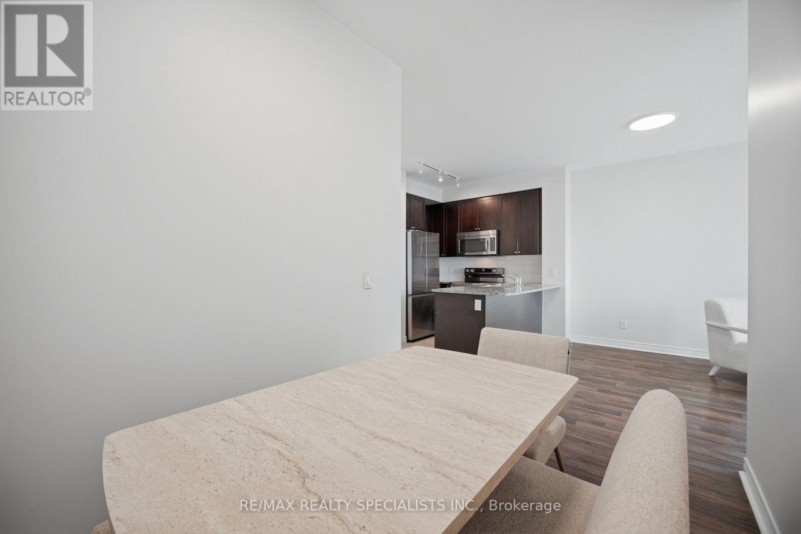 Ph 7 - 339 Rathburn Road W, Mississauga, Ontario  L5B 0K6 - Photo 21 - W13701196