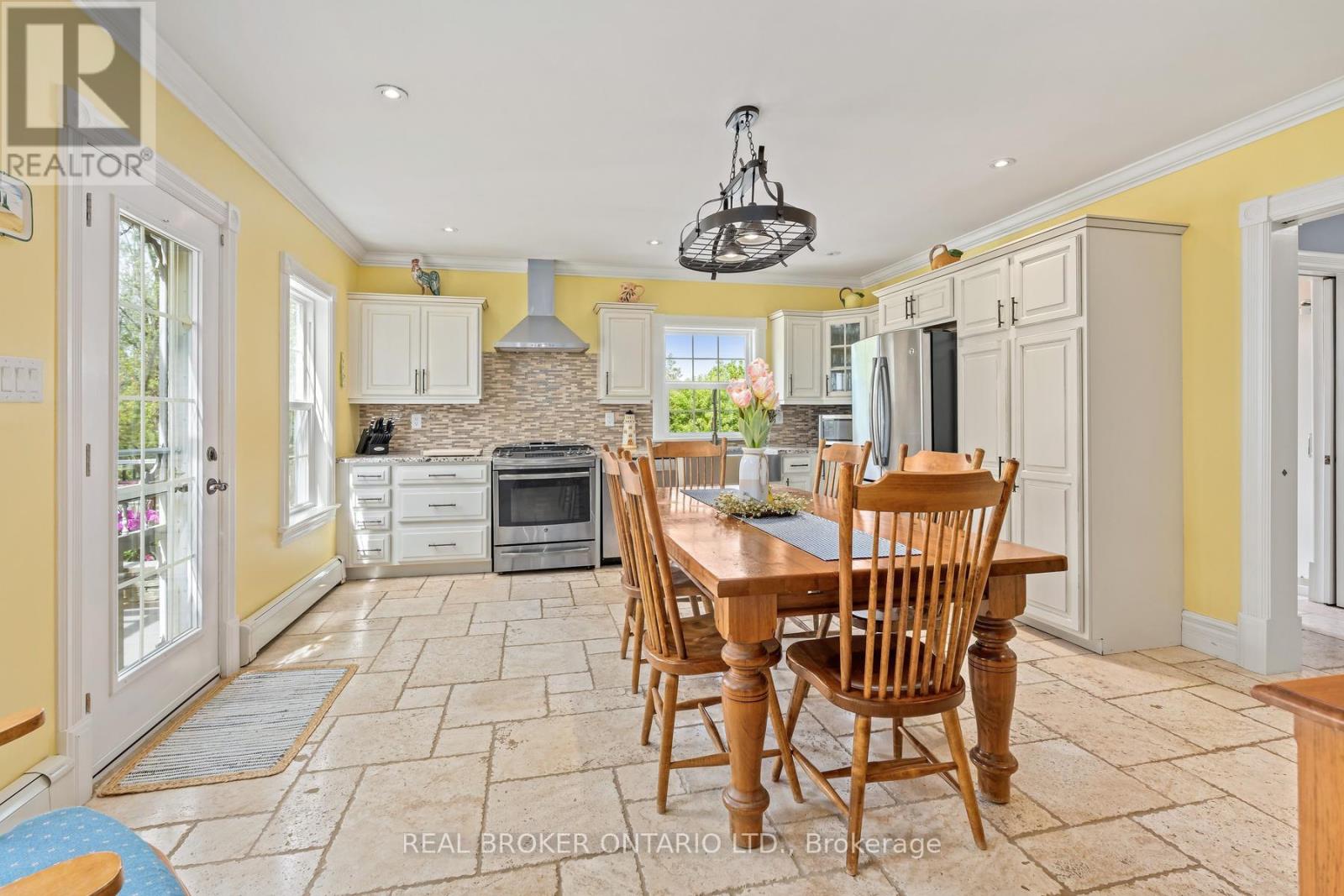 25 Stewarttown Road, Halton Hills, Ontario  L7G 4S5 - Photo 18 - W13701292