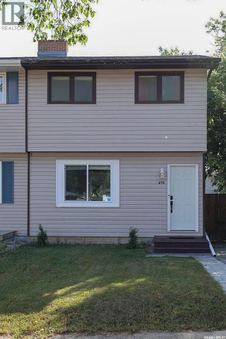 415 Mcintosh Street, Regina, Saskatchewan  S4R 4Z7 - Photo 2 - SK046264