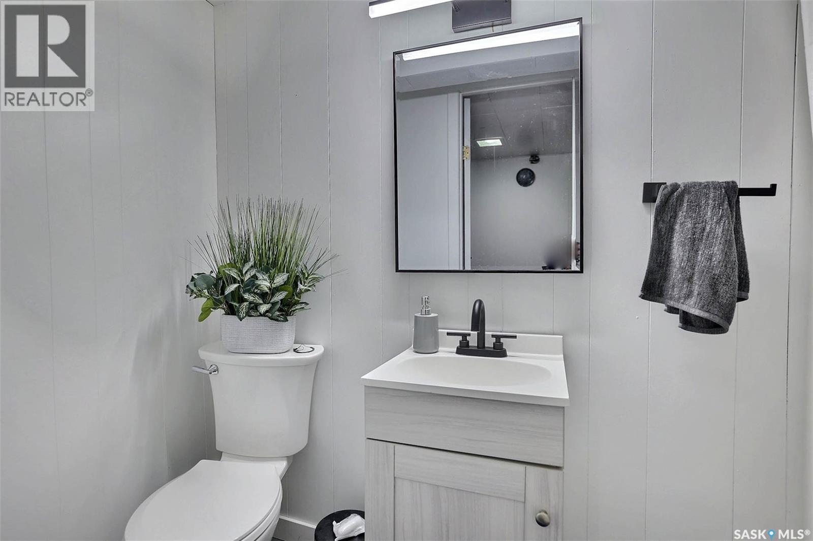 415 Mcintosh Street, Regina, Saskatchewan  S4R 4Z7 - Photo 22 - SK046264