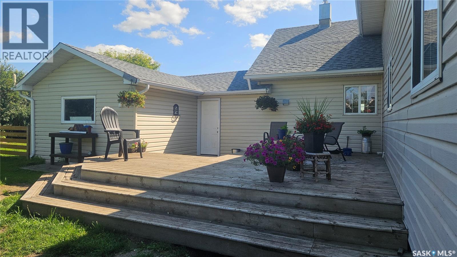 777 Highway, Cudworth, Saskatchewan  S0K 1B0 - Photo 2 - SK046135