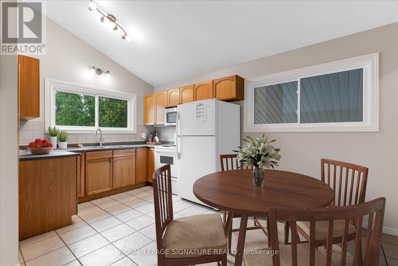 38 Tewskbury Crescent, London East, Ontario  N5V 2M8 - Photo 5 - X13701300
