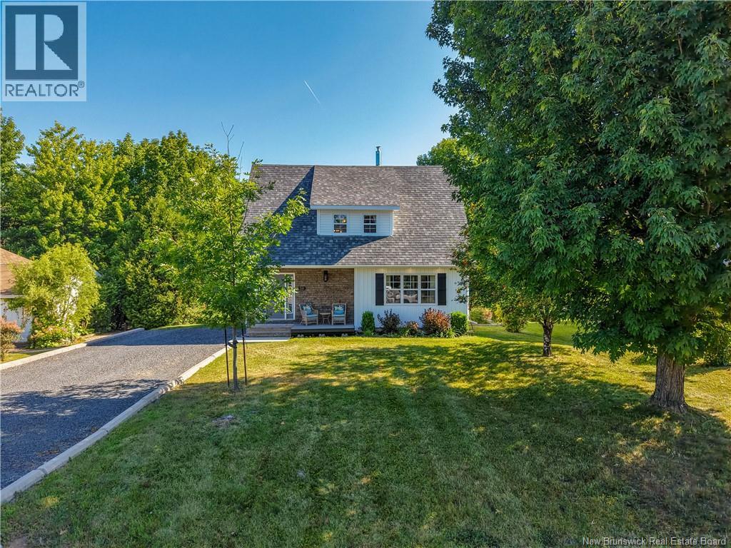<h3>$499,900</h3><p>38 Pine Ridge Avenue, New Maryland, New Brunswick</p>