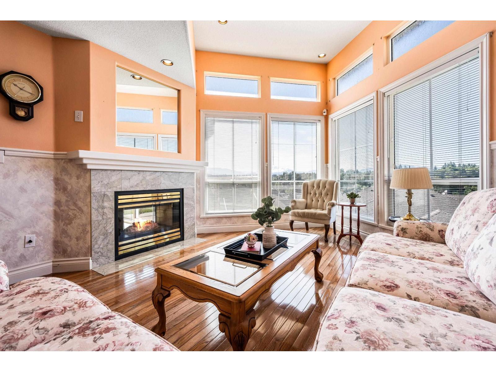 34 3354 Horn Street, Abbotsford, British Columbia  V2S 7L3 - Photo 2 - R3157784
