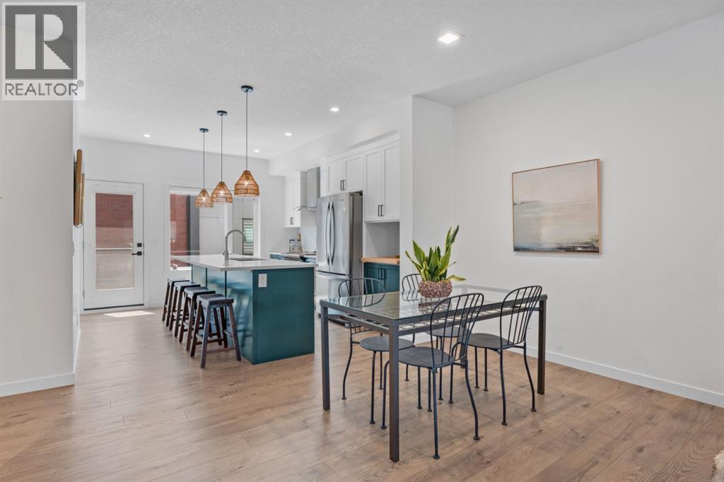408 Greenbriar Common NW, Calgary, Alberta  T3B 6J3 - Photo 6 - A2315369