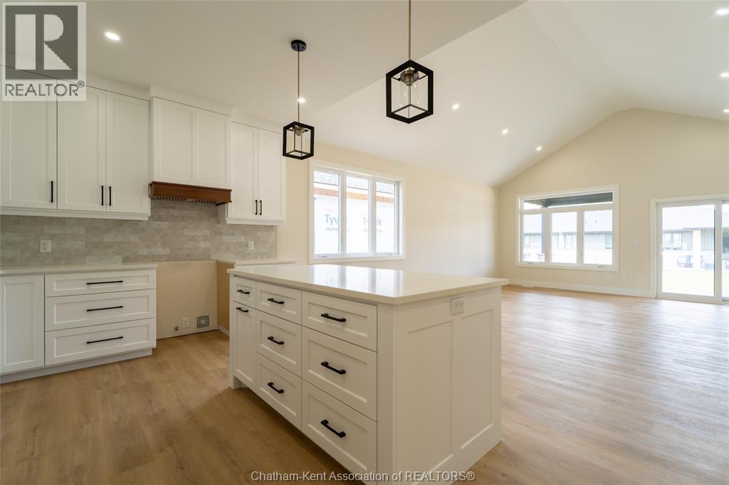 56 Lantern Lane, Chatham, Ontario  N7M 0V9 - Photo 11 - 26020439