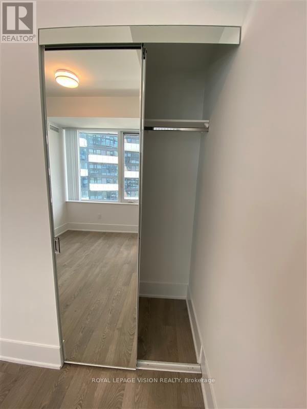 1210 - 470 Front Street W, Toronto, Ontario  M5V 0V6 - Photo 8 - C13700538