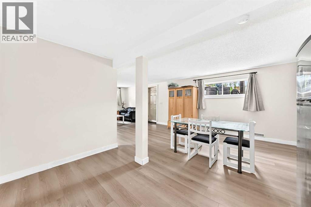 11 Bedford Drive NE, Calgary, Alberta  T3K 1L2 - Photo 26 - A2327391