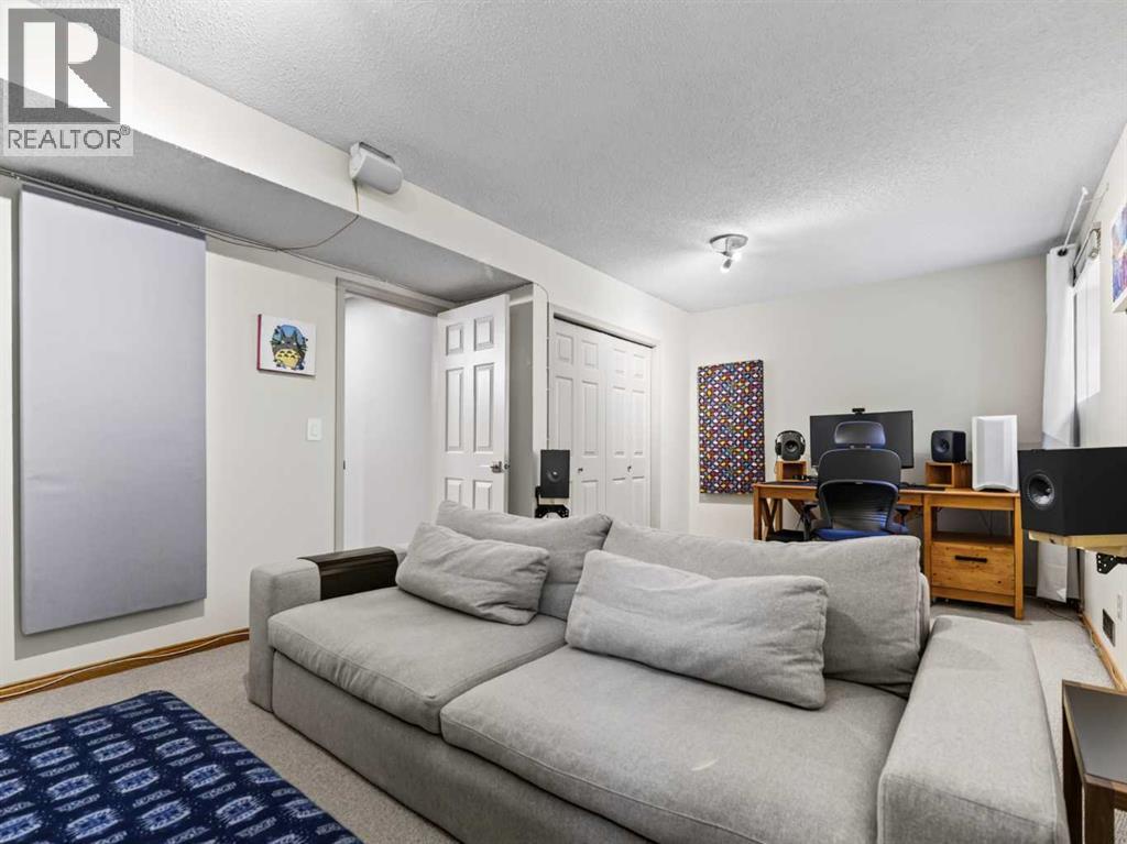115 Wood Valley Court Sw, Calgary, Alberta  T2W 5S4 - Photo 40 - A2338304