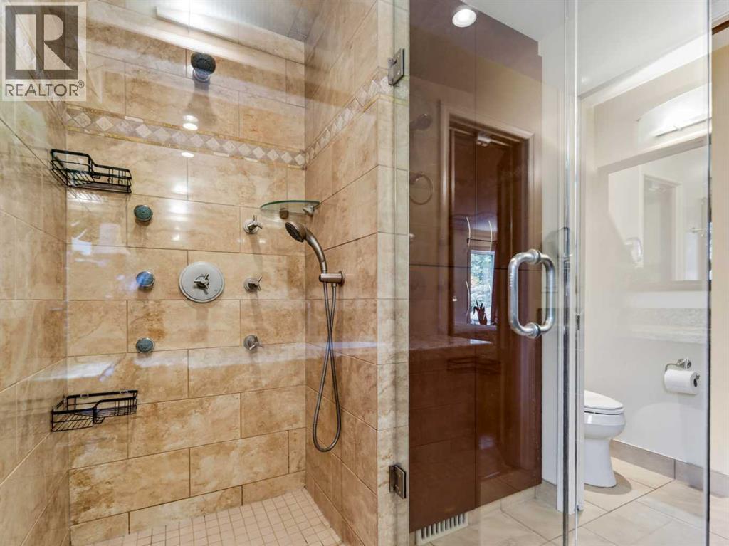 115 Wood Valley Court Sw, Calgary, Alberta  T2W 5S4 - Photo 31 - A2338304