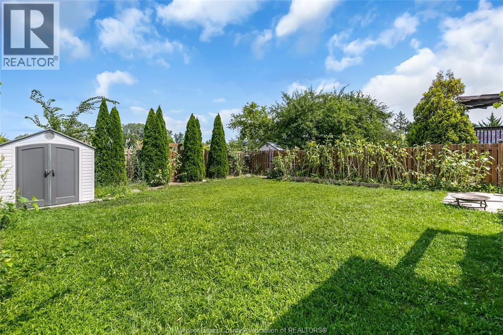 692 Dynasty, Windsor, Ontario  N9G 2X9 - Photo 26 - 26020480