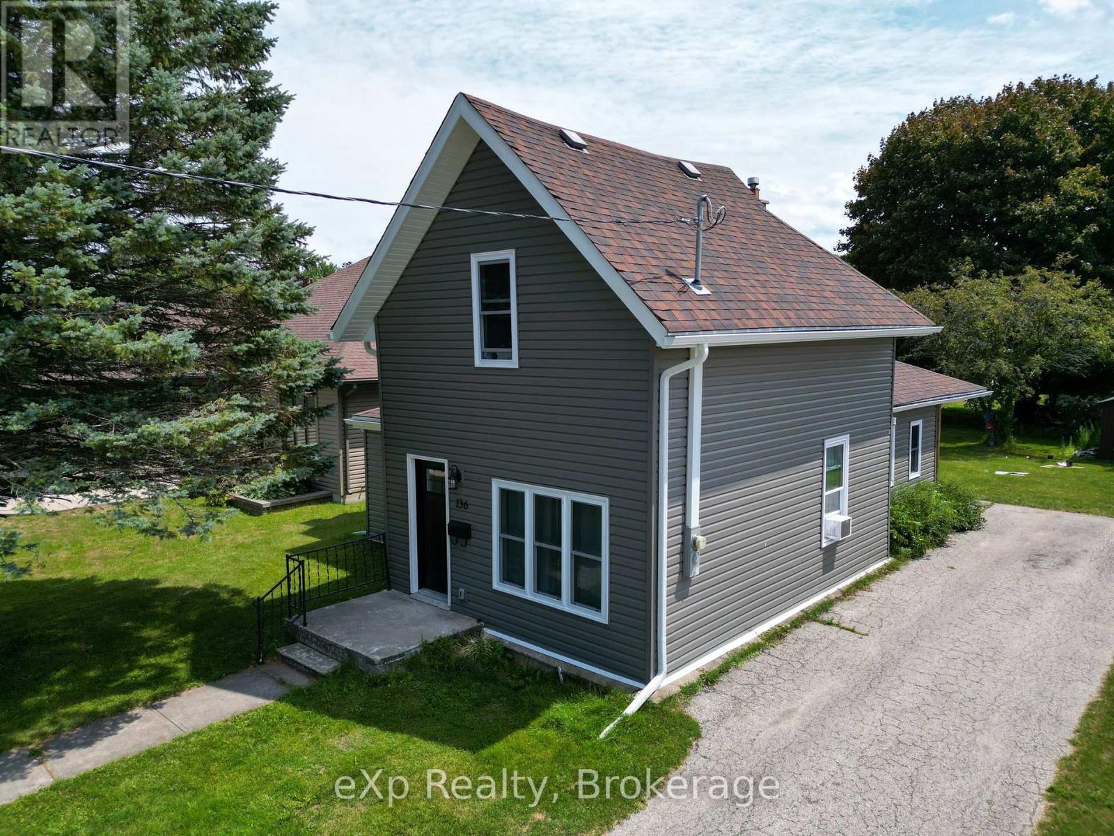 136 BREADALBANE STREET S, Saugeen Shores, Ontario