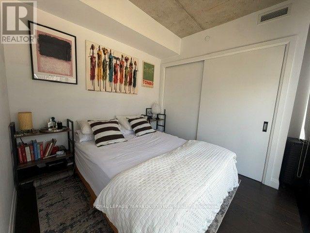 1001 - 224 King Street W, Toronto, Ontario  M5H 0A6 - Photo 20 - C13701290