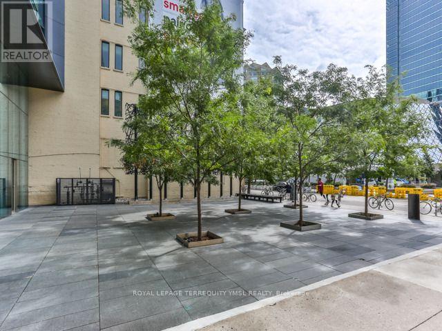1001 - 224 King Street W, Toronto, Ontario  M5H 0A6 - Photo 27 - C13701290