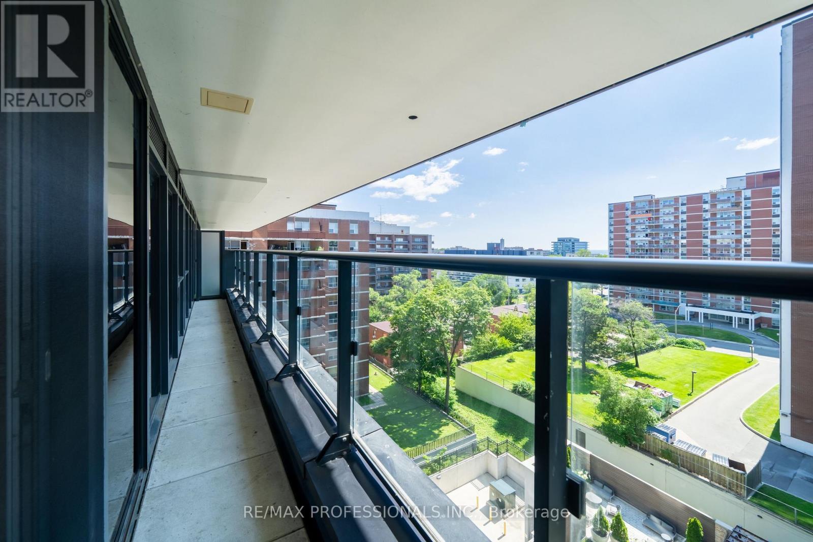 816 - 21 Park Street E, Mississauga, Ontario  L5G 1L6 - Photo 17 - W13603232