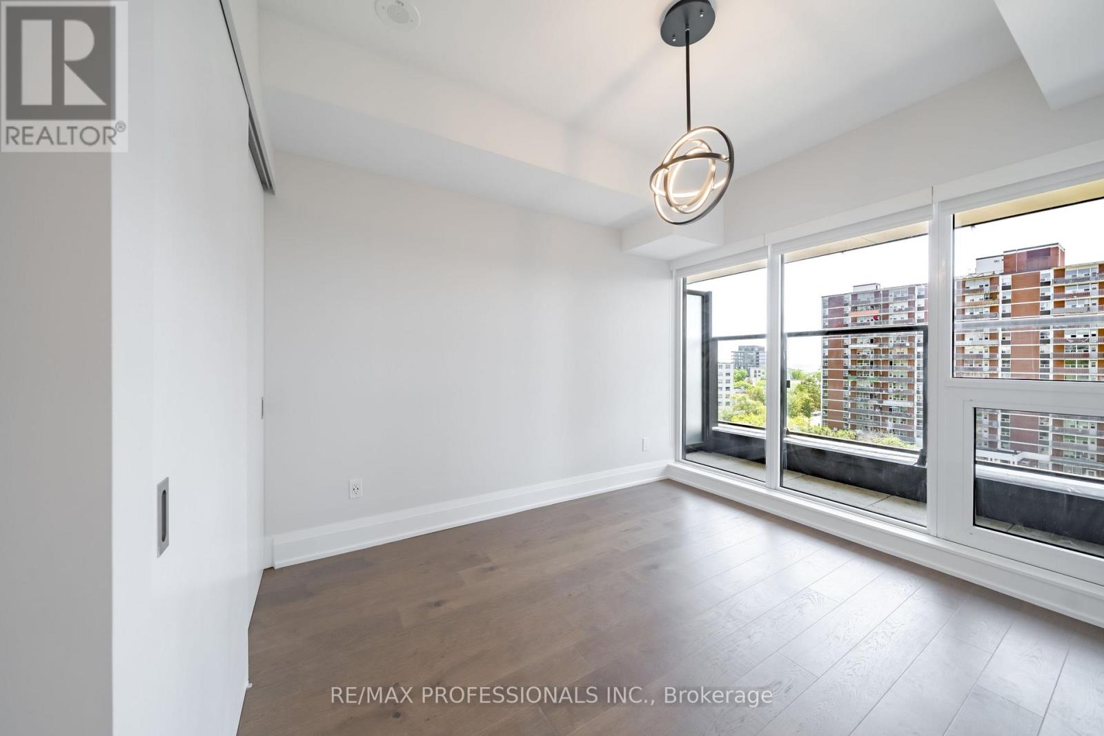 816 - 21 Park Street E, Mississauga, Ontario  L5G 1L6 - Photo 19 - W13603232
