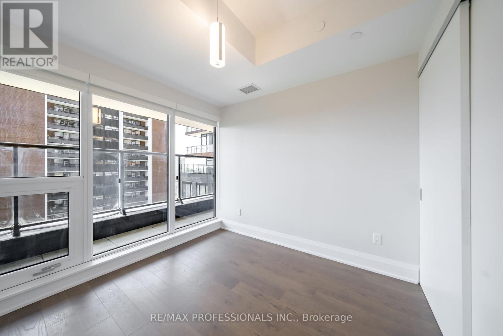 816 - 21 Park Street E, Mississauga, Ontario  L5G 1L6 - Photo 23 - W13603232