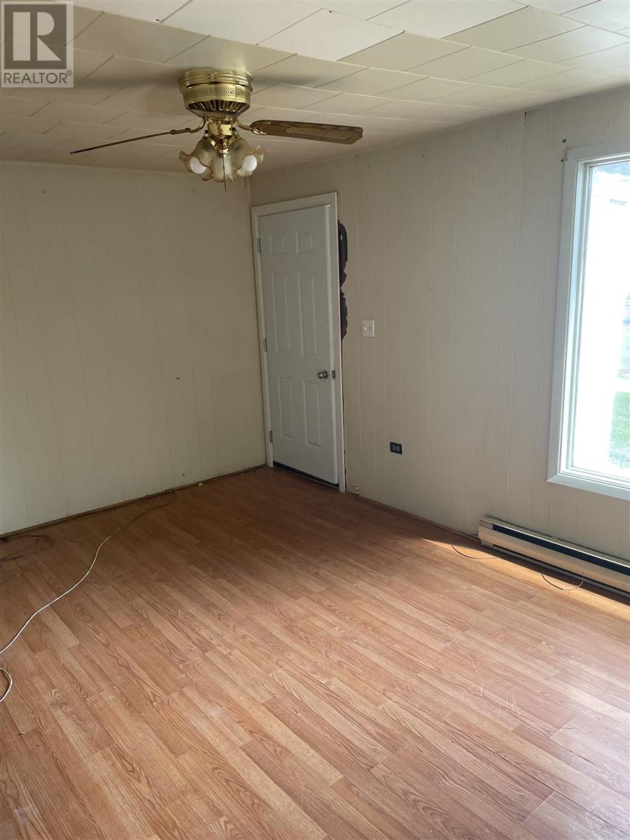 363 Pim St, Sault Ste. Marie, Ontario  P6B 2T9 - Photo 5 - SM262270