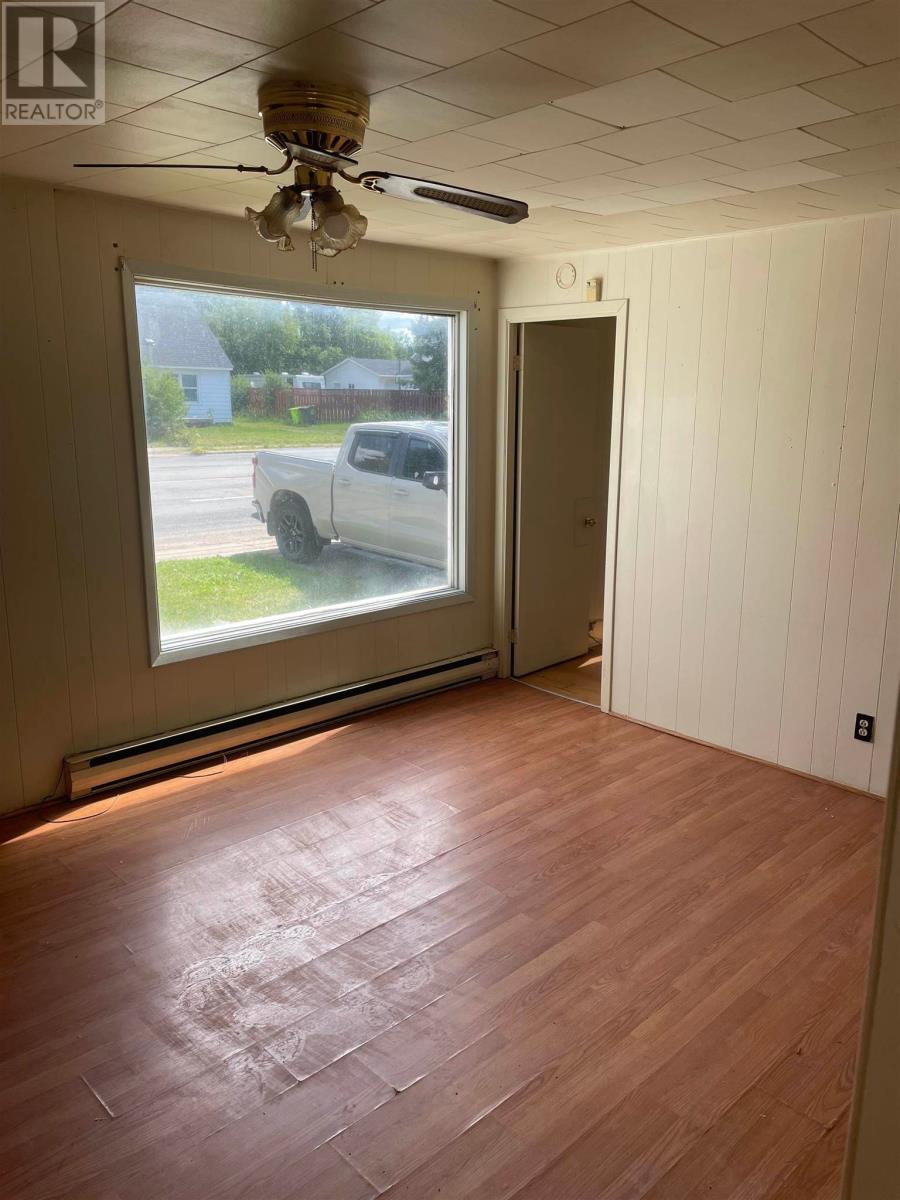 363 Pim St, Sault Ste. Marie, Ontario  P6B 2T9 - Photo 6 - SM262270