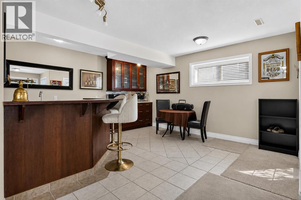 44 Strathlea Close SW, Calgary, Alberta  T3H 5C6 - Photo 23 - A2338189