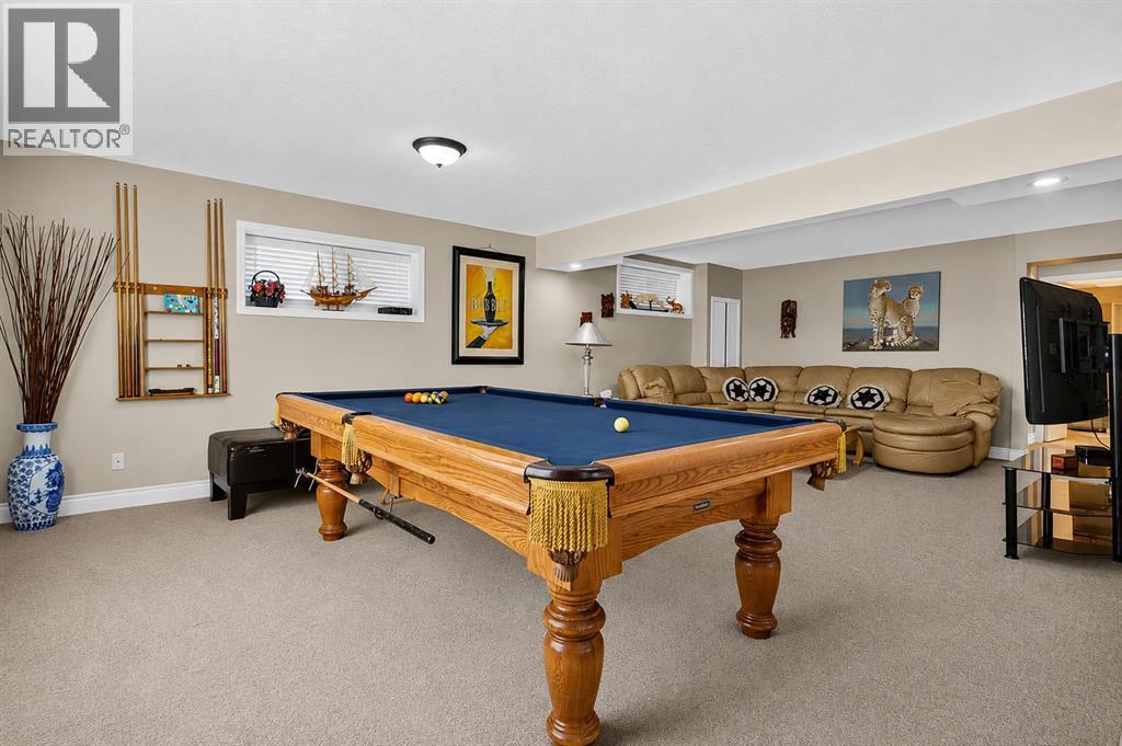 44 Strathlea Close SW, Calgary, Alberta  T3H 5C6 - Photo 25 - A2338189
