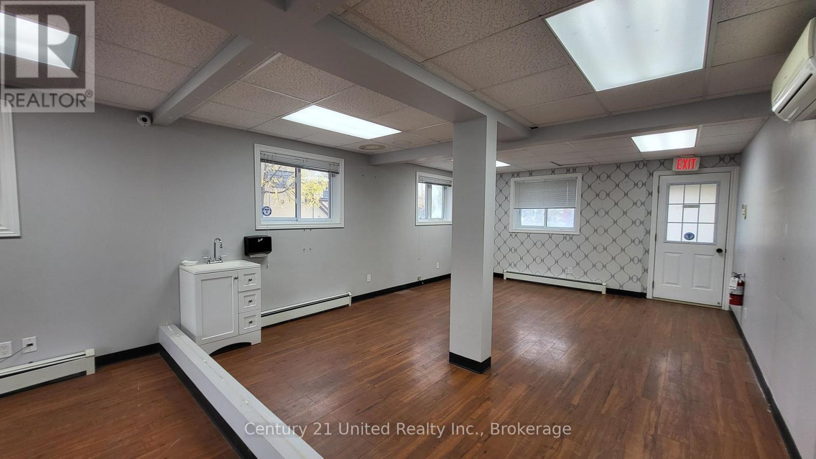 80 Hunter Street E, Peterborough, Ontario  K9H 1G5 - Photo 4 - X13701364