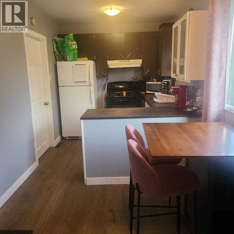 1 Forest Close, Red Deer, Alberta  T4N 4Z7 - Photo 6 - A2338842