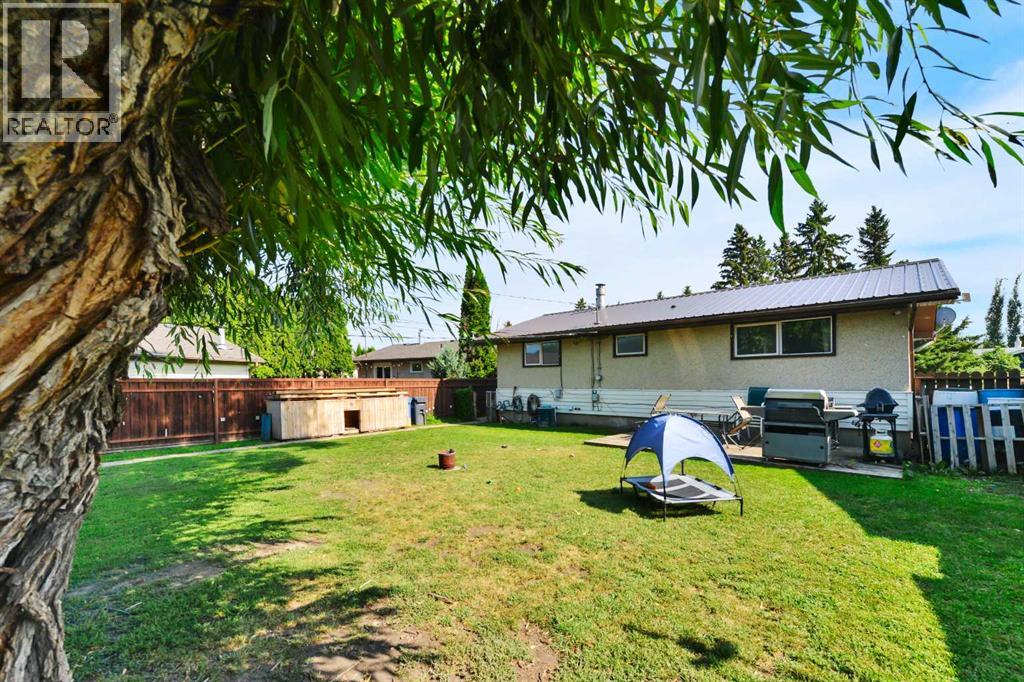 1 Forest Close, Red Deer, Alberta  T4N 4Z7 - Photo 25 - A2338842