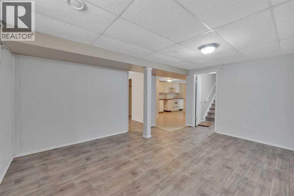 1 Forest Close, Red Deer, Alberta  T4N 4Z7 - Photo 15 - A2338842