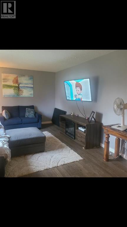 1 Forest Close, Red Deer, Alberta  T4N 4Z7 - Photo 7 - A2338842